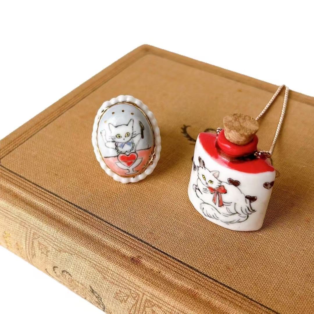 PAWSOME NECKLACE - #125