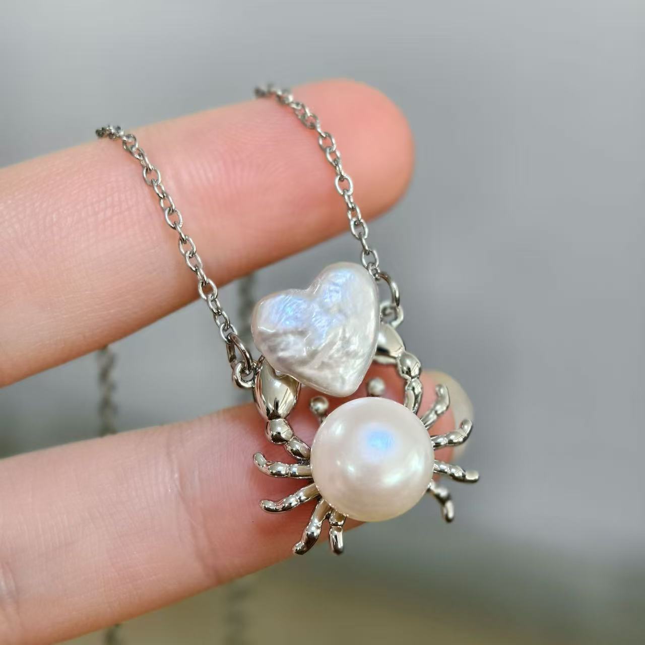 PAWSOME NECKLACE - #129