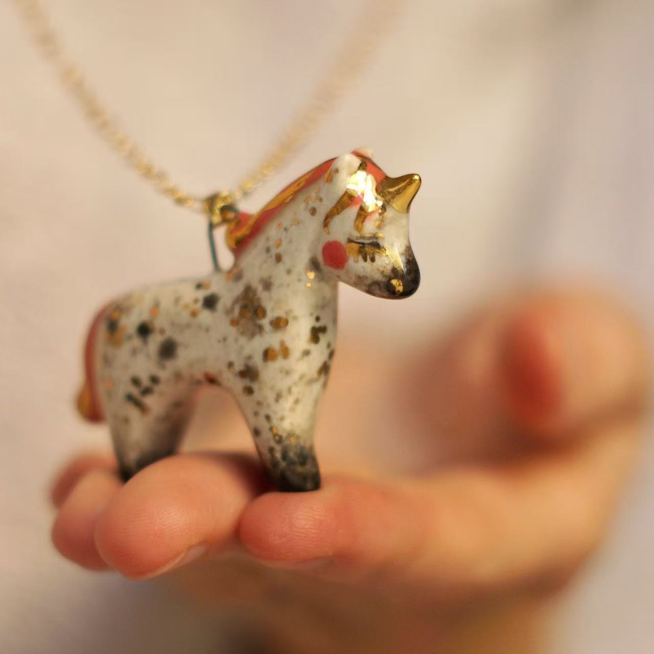 PAWSOME NECKLACE - #122