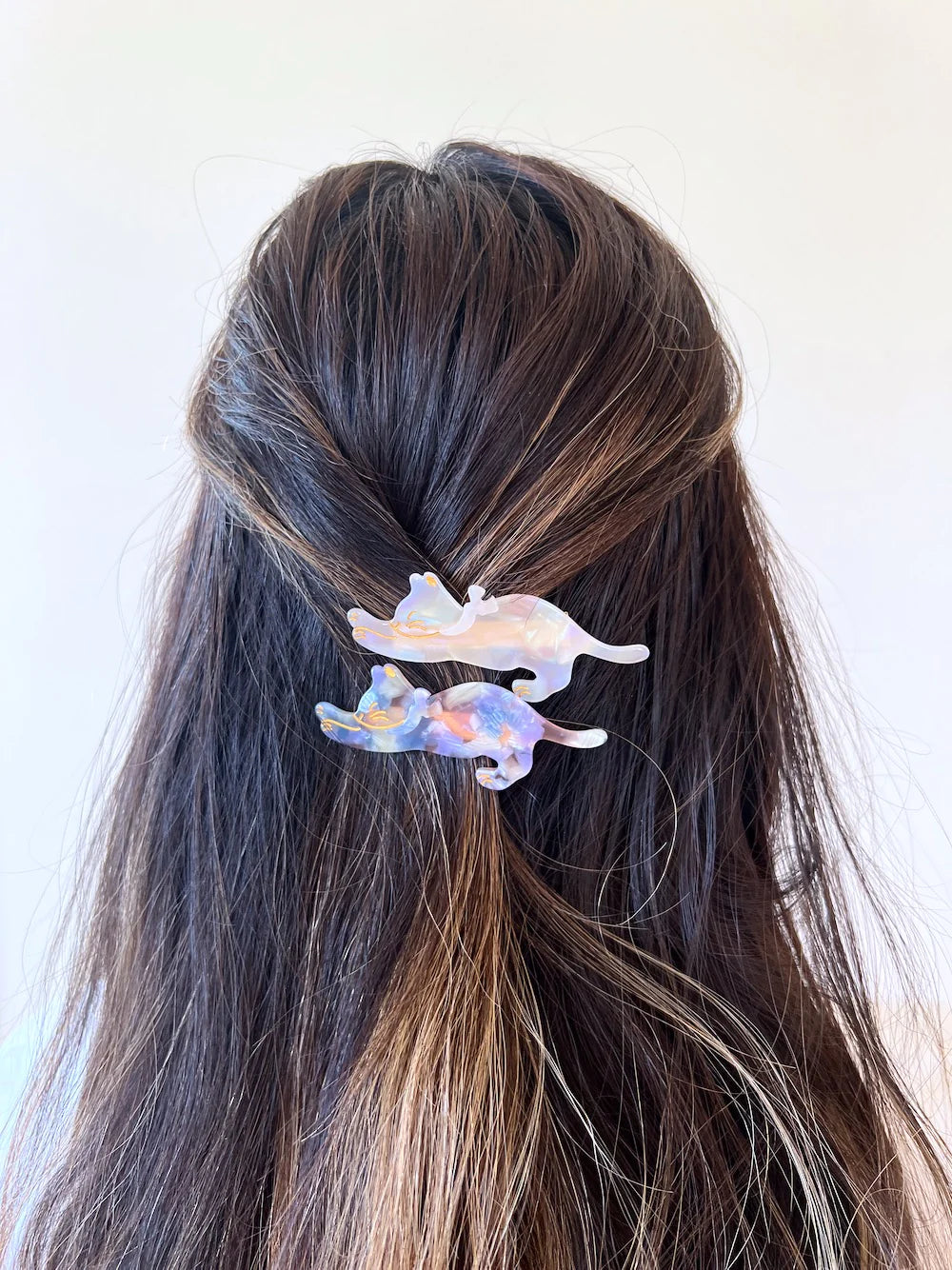 PAWSOME PETS NEW YORK Hand-painted Stretching Cat Hair Clip all colors | Eco-Friendly