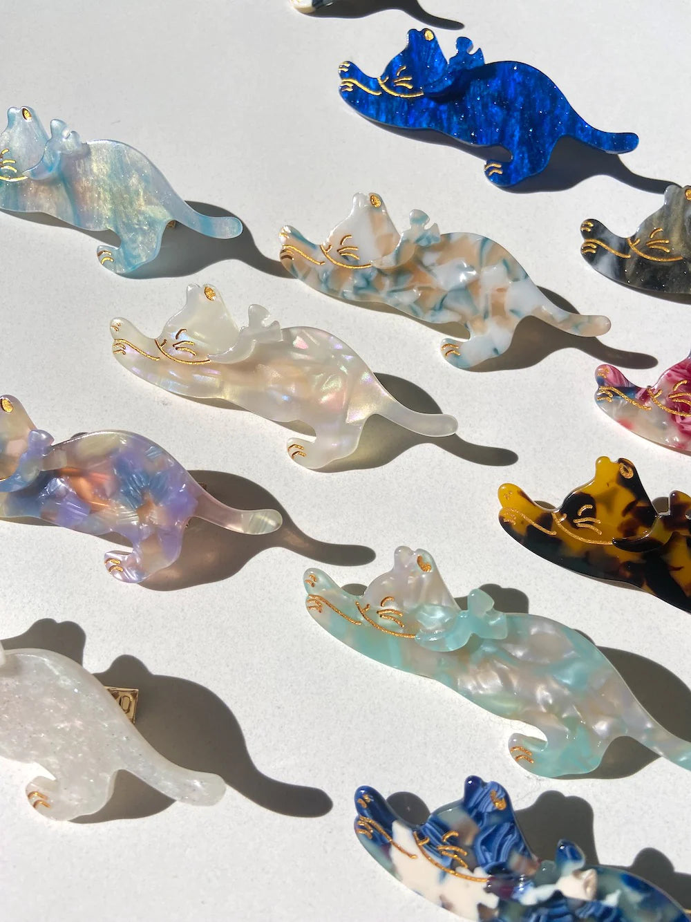 PAWSOME PETS NEW YORK Hand-painted Dog Breed Claw Hair Clip #16 | Eco-Friendly