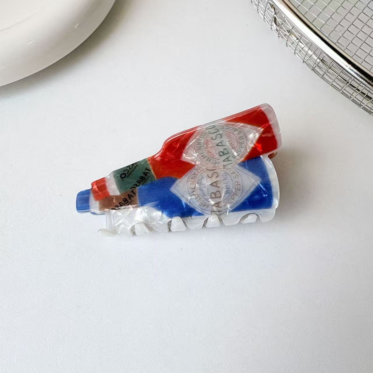 PAWSOME PETS NEW YORK Hand-painted drink lovers Claw Hair Clip | Eco-Friendly