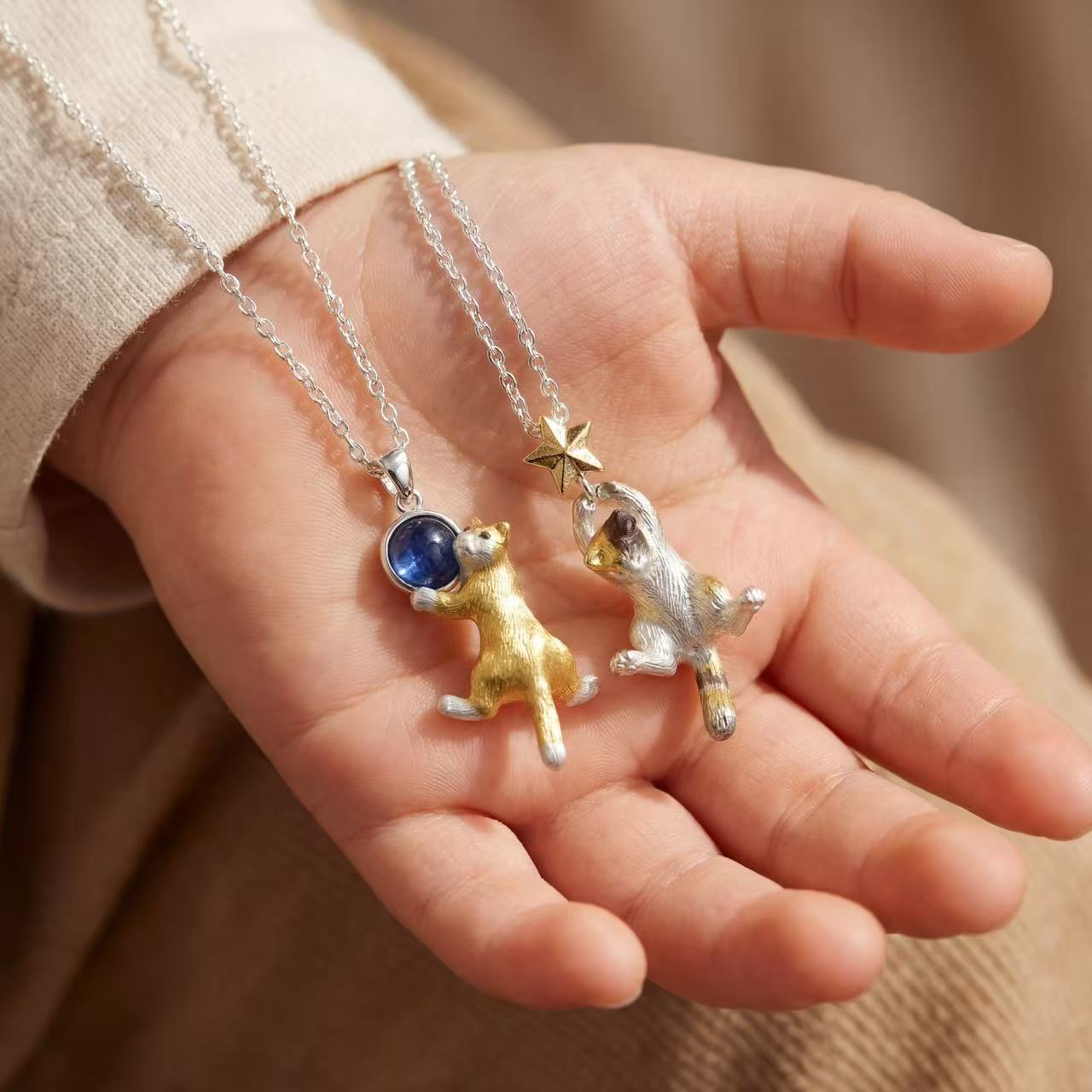 PAWSOME NECKLACE - #127