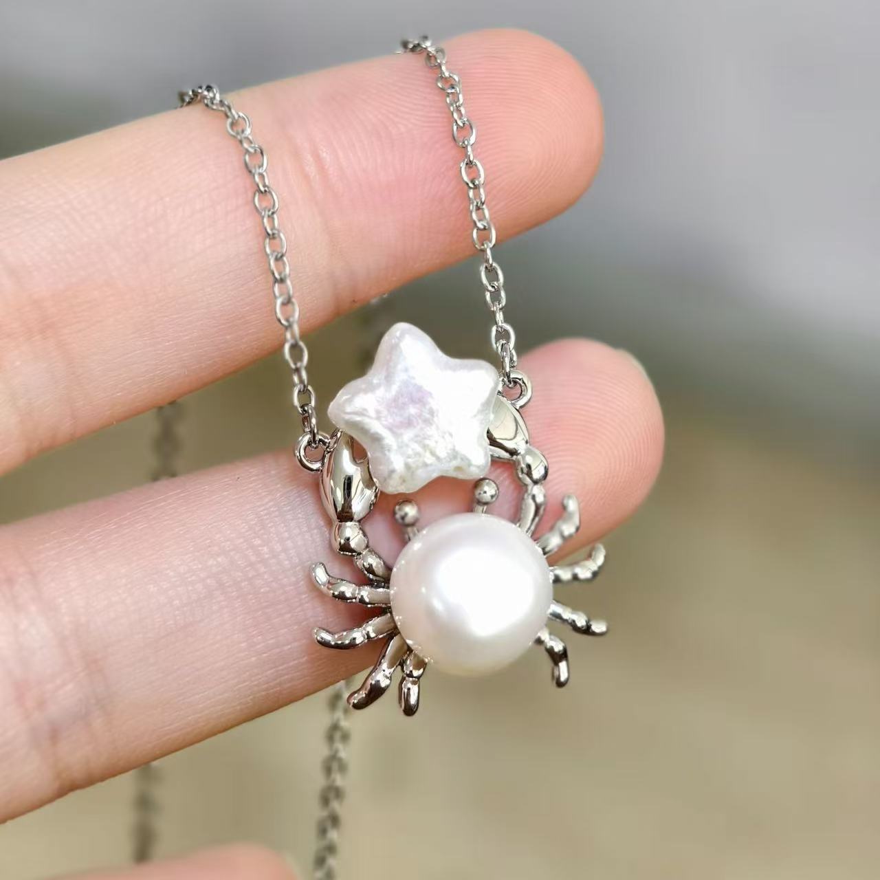 PAWSOME NECKLACE - #129