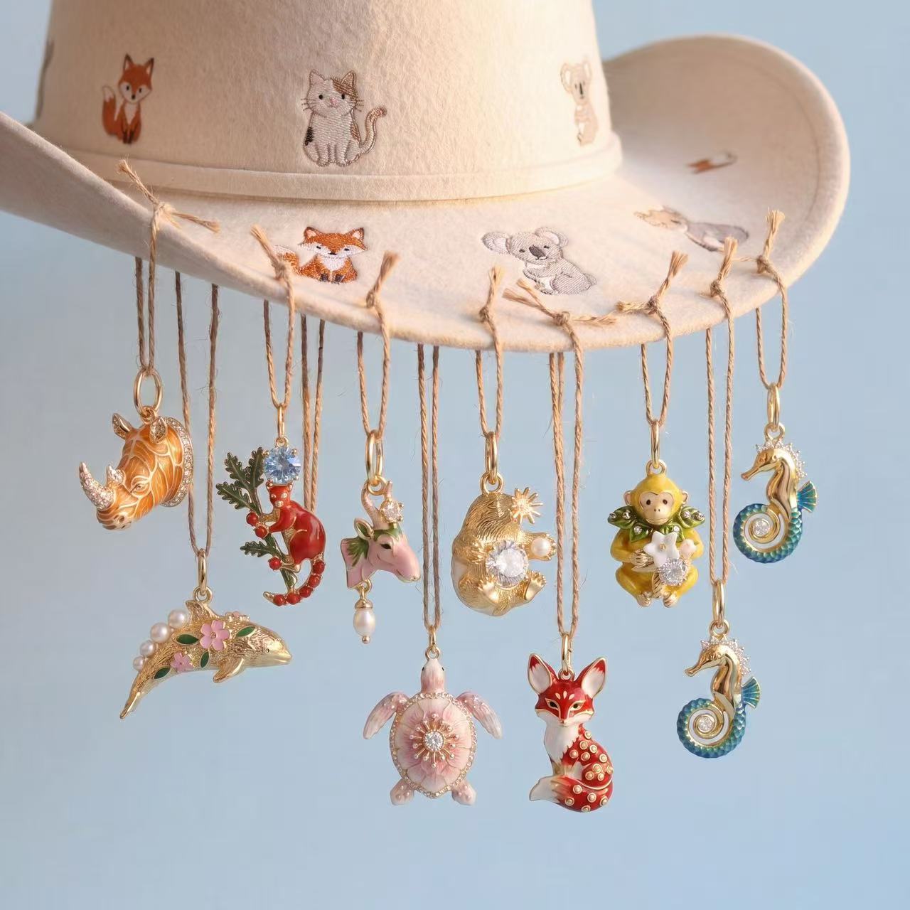 PAWSOME NECKLACE - #142