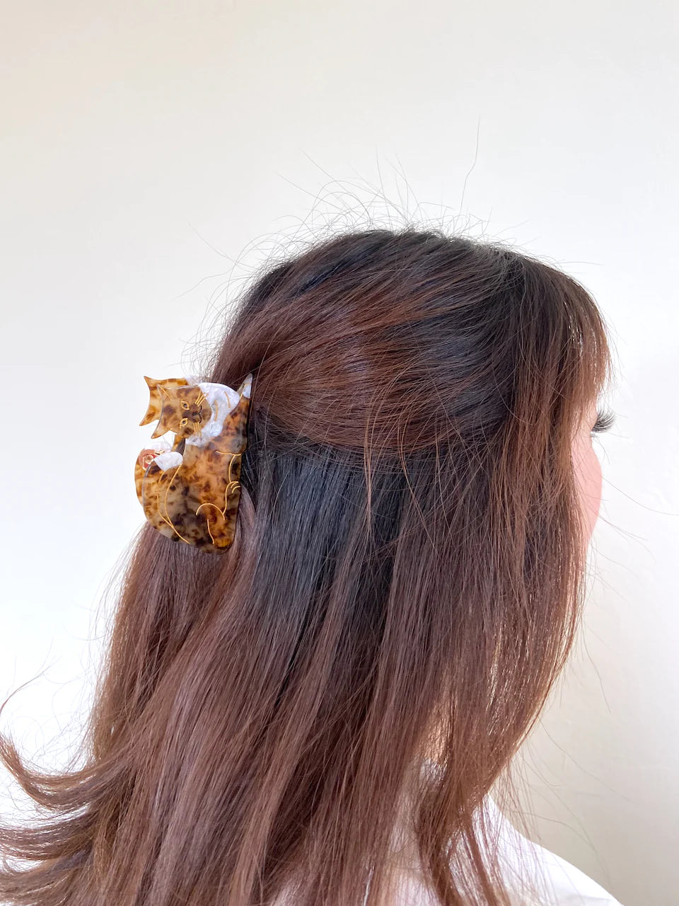 PAWSOME PETS NEW YORK Hand-painted Dog Breed Claw Hair Clip #1 | Eco-Friendly