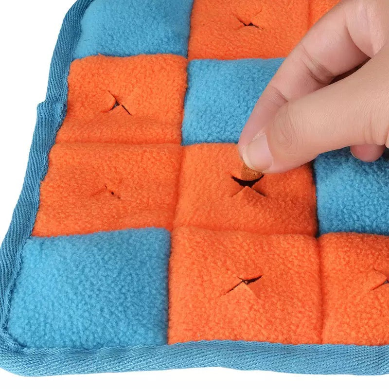 Pets Toy Bite Resistant Sound Puzzle Jigsaw Grain Double-sided Flannel Machine Washable Suction Pad Pet Supplies Squeak Toys