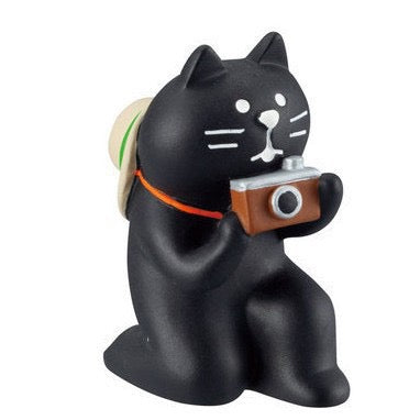 PAWSOME FIGURINES - #7