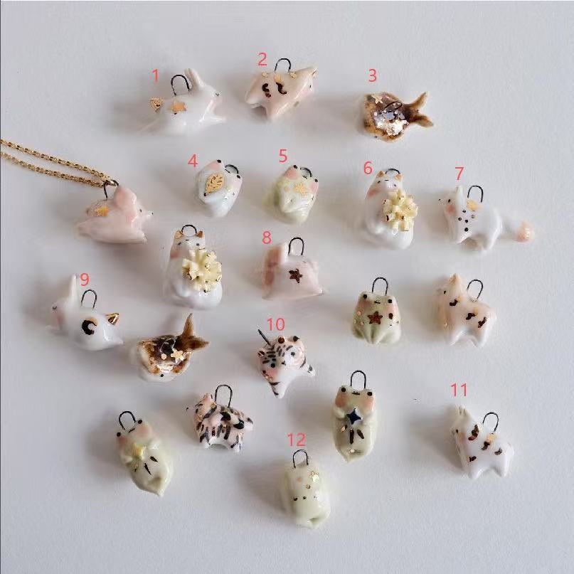PAWSOME NECKLACE - #159