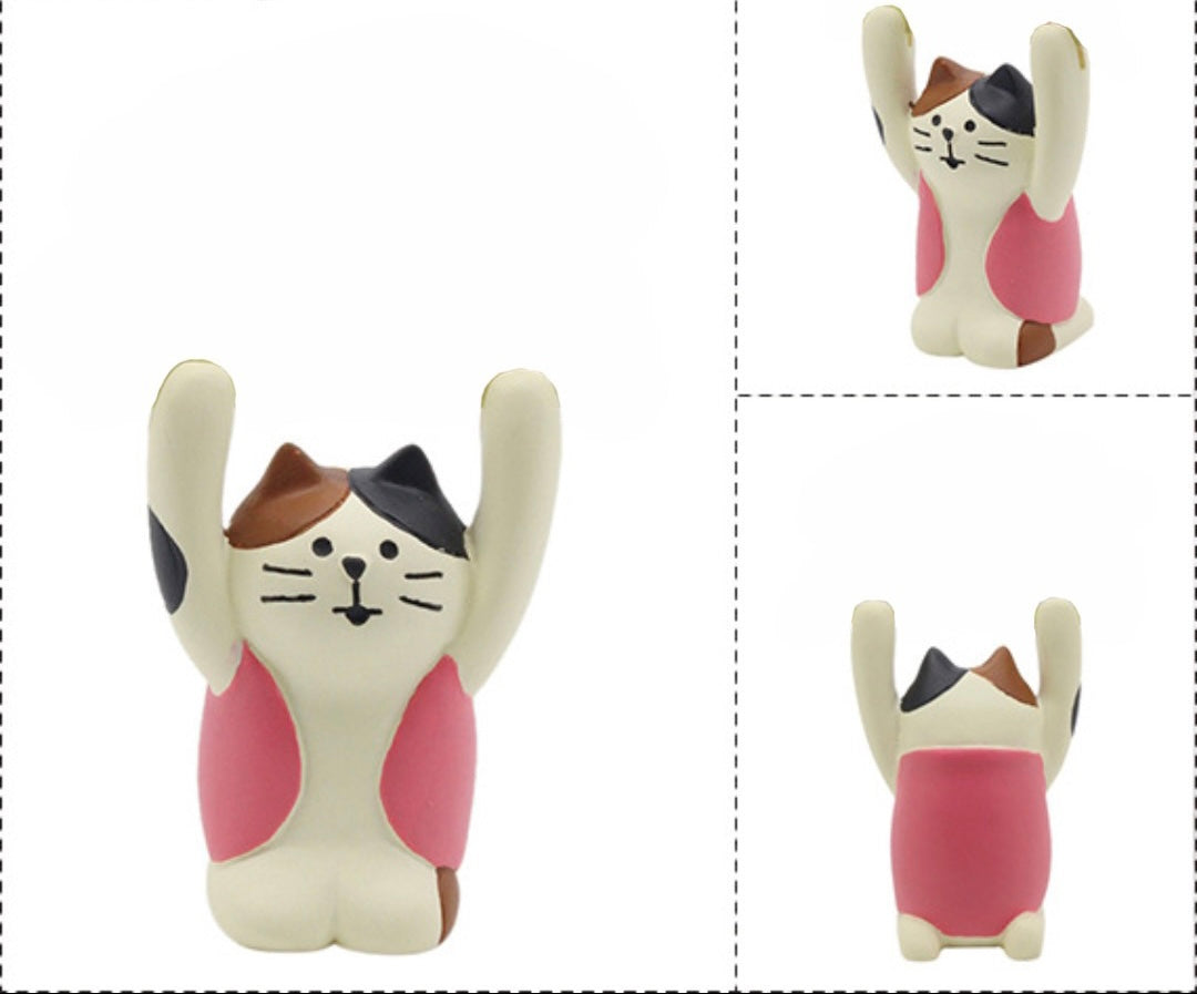 PAWSOME FIGURINES - #64