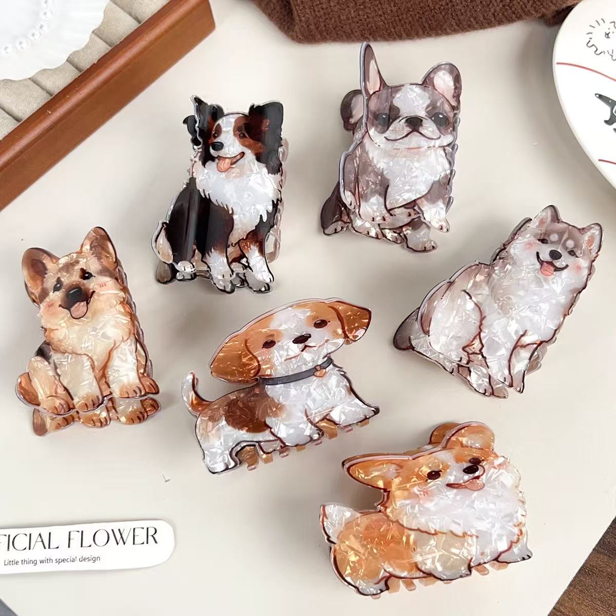 PAWSOME PETS NEW YORK Hand-painted PETS Claw Hair Clip | Eco-Friendly