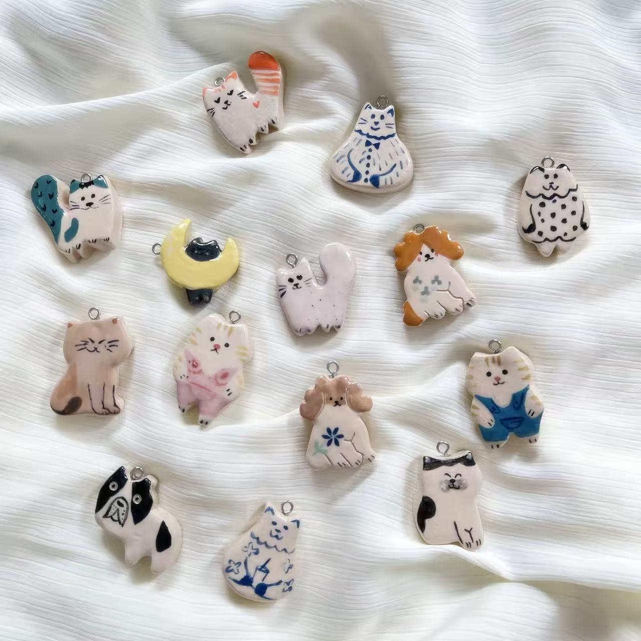 PAWSOME NECKLACE - #153