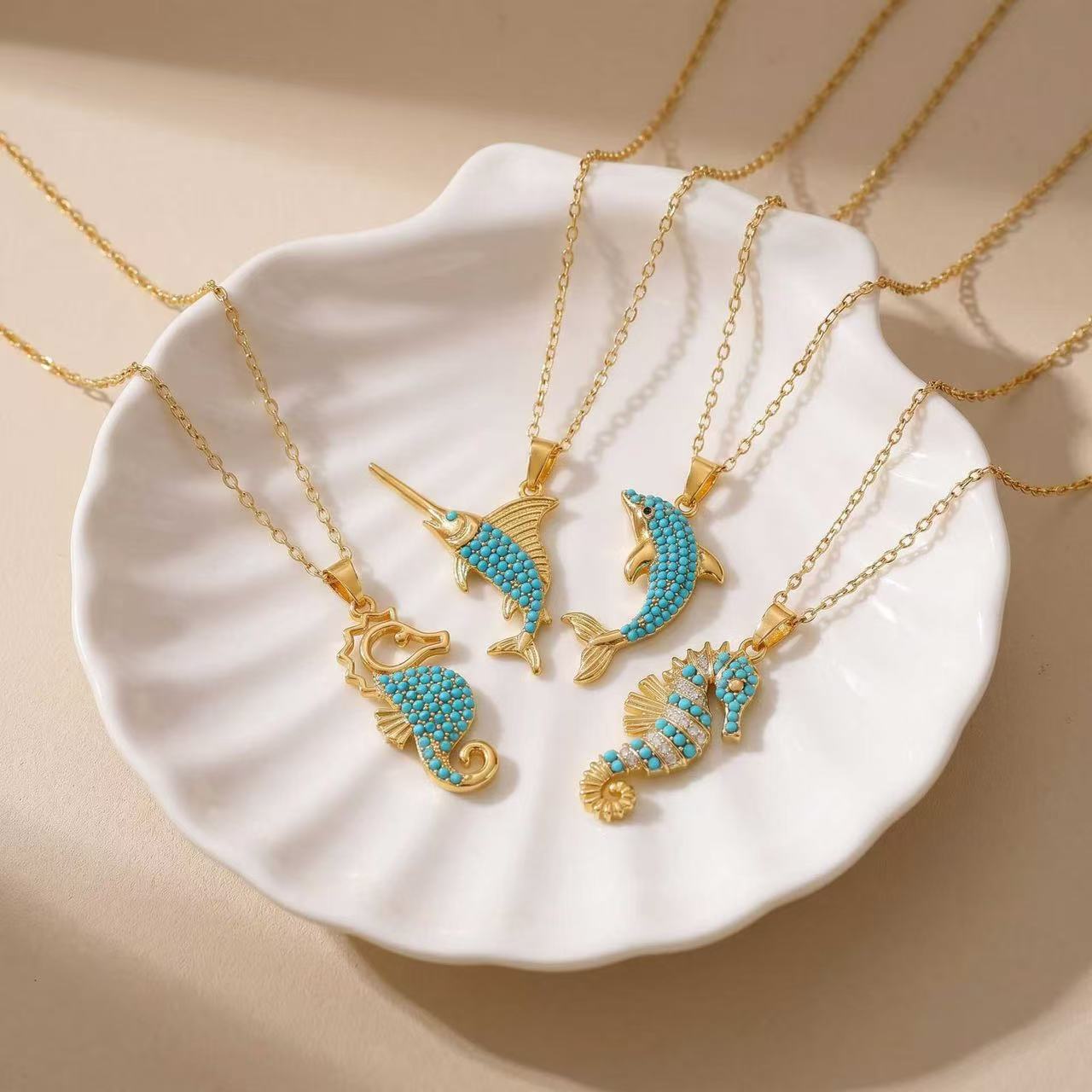 PAWSOME NECKLACE - #123