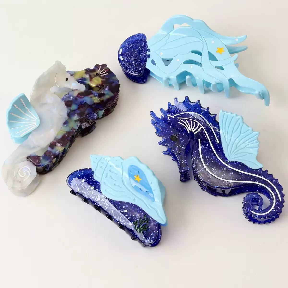 PAWSOME PETS NEW YORK Hand-painted Dog Claw Hair Clip | Eco-Friendly