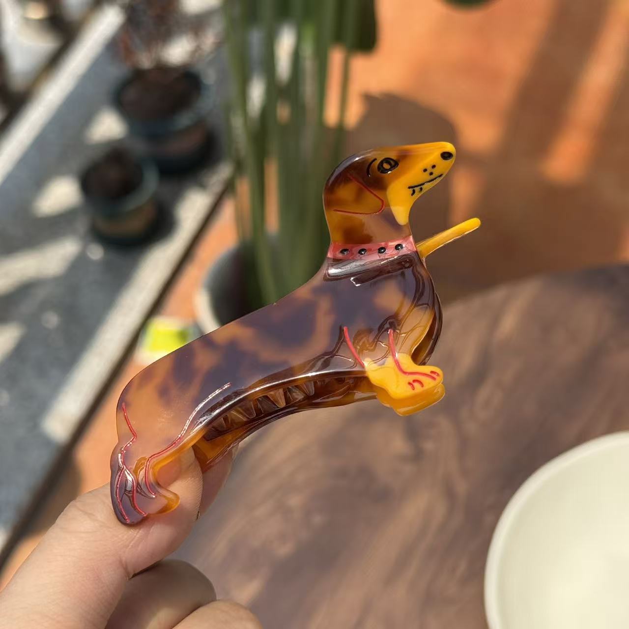 PAWSOME PETS NEW YORK Hand-painted PETS Claw Hair Clip | Eco-Friendly
