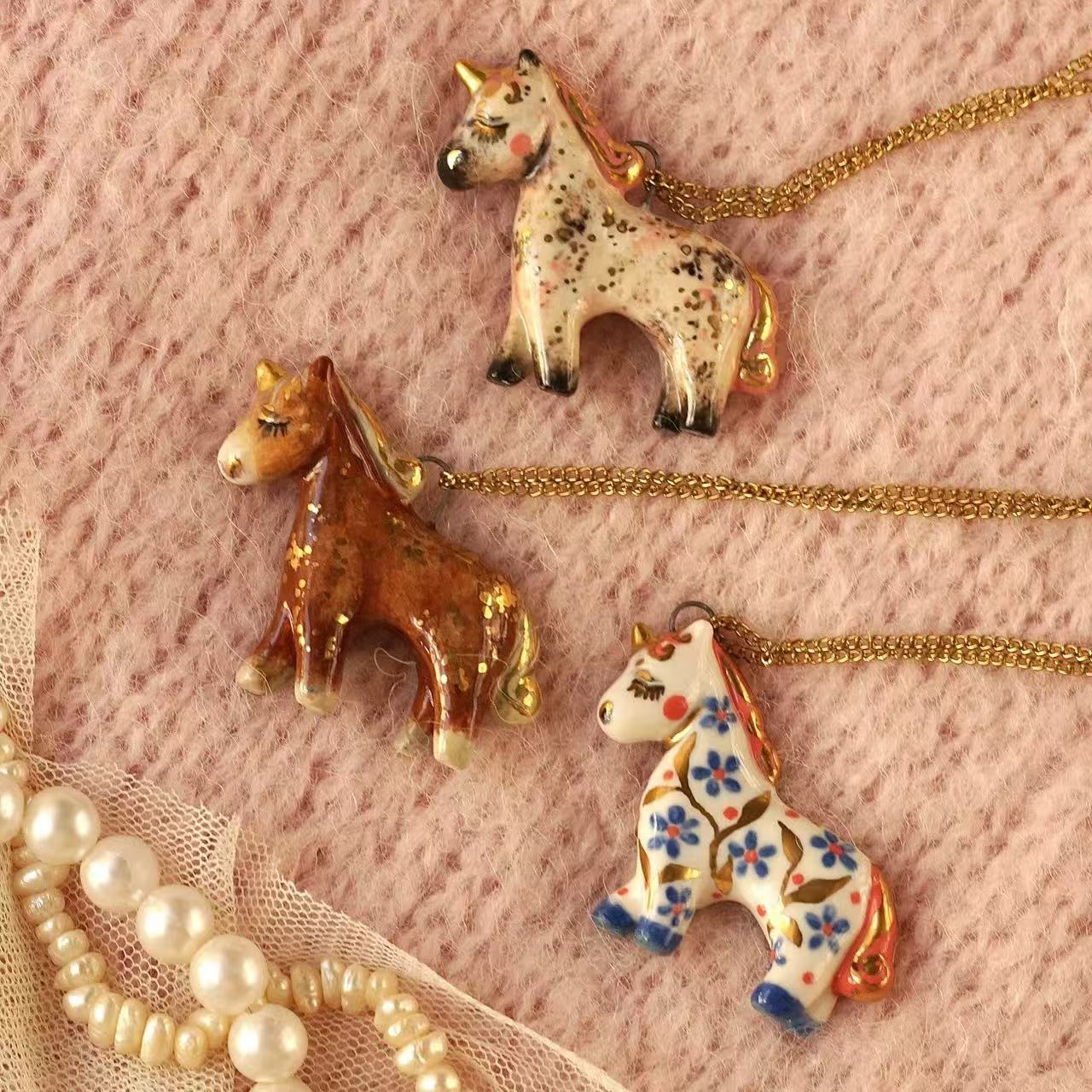 PAWSOME NECKLACE - #122