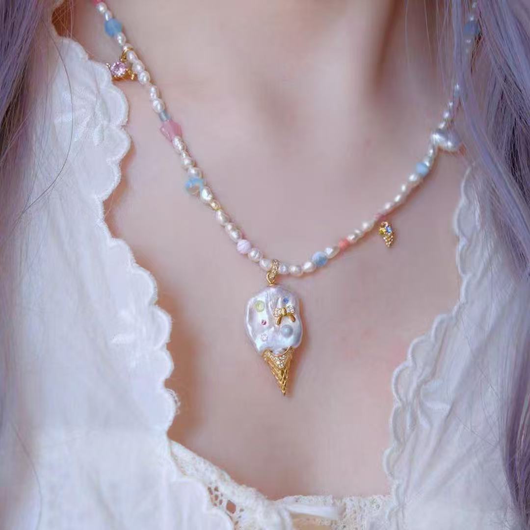 PAWSOME NECKLACE - #133