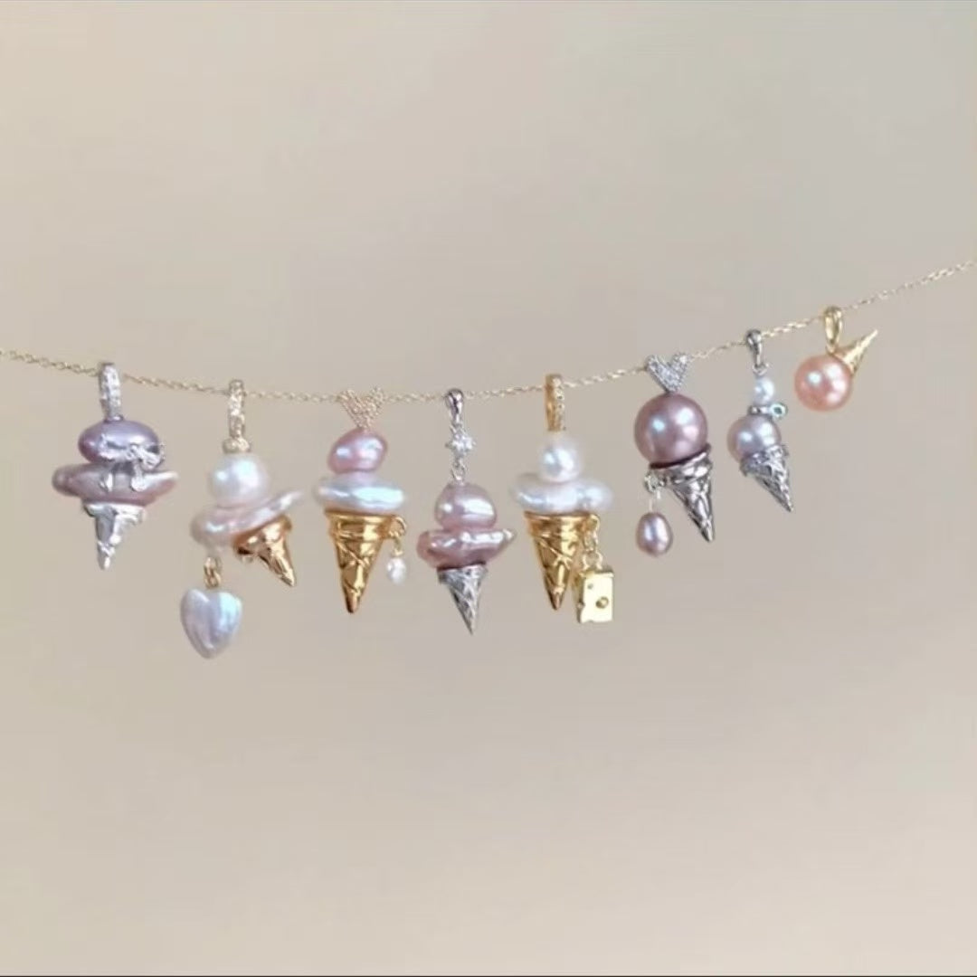 PAWSOME NECKLACE - #133